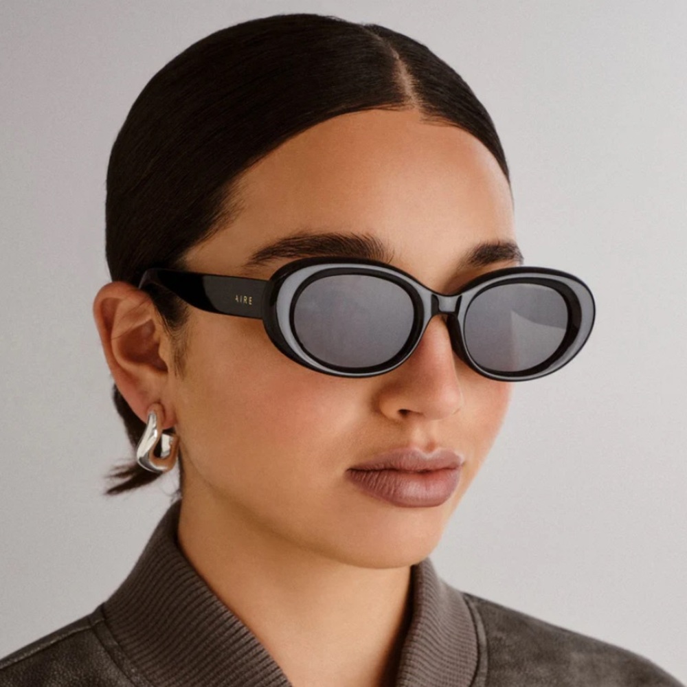 AIRE CALISTO AIR Black glasses Sleek gloss Design UV Protection Bold modern NWT